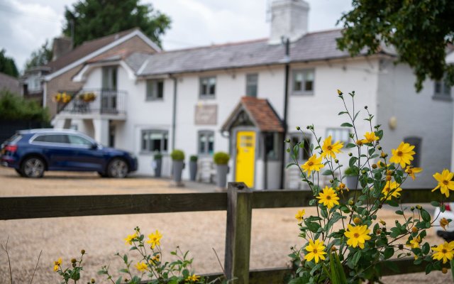 Cottage Lodge Hotel