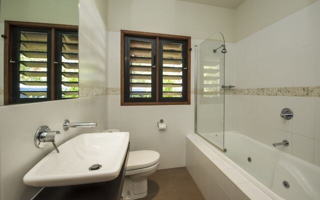 Pure Magnetic Villa