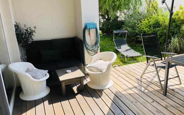 25h GARDEN Apartment LUXURY PLUS private Beach