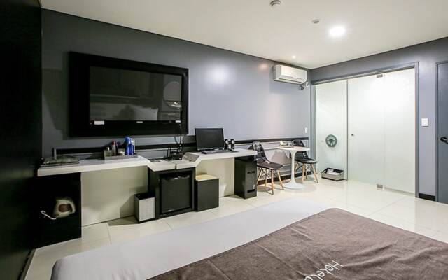 No5 Noman Motel