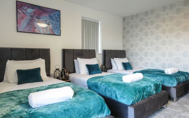 Tudors eSuites City Centre Apartment