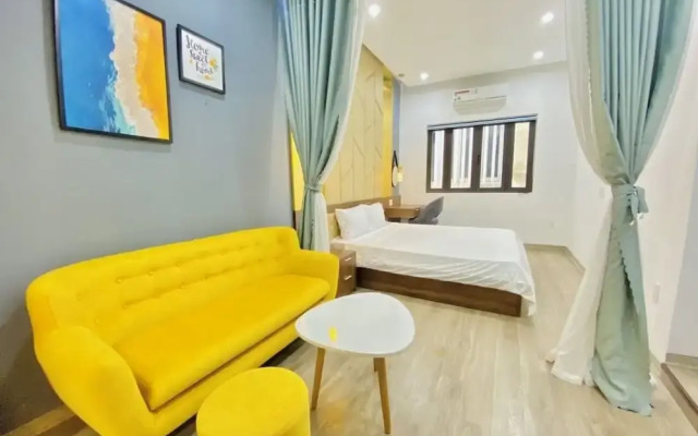N to M House
