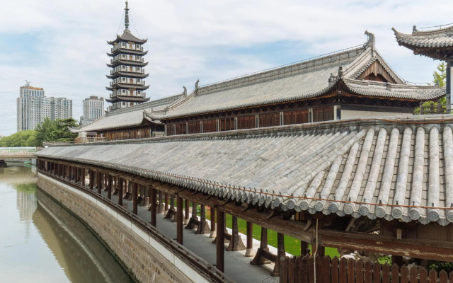 Hanting Hotel Shanghai Daning Music Square