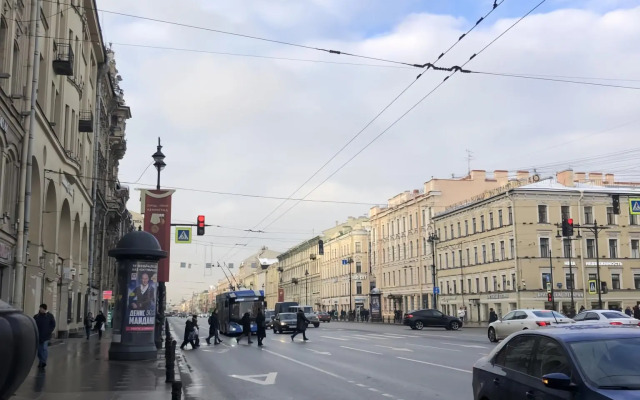 Апартаменты на Невском 63