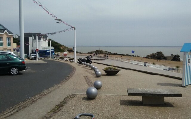 Apartment With one Bedroom in Saint-nazaire, With Wonderful sea View,