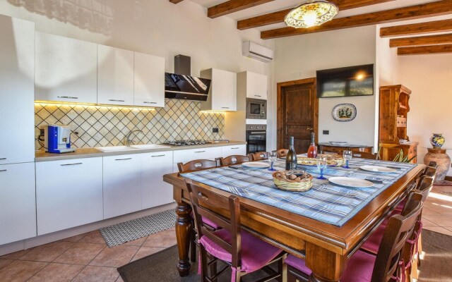 Amazing Home in Troina With Wifi and 2 Bedrooms