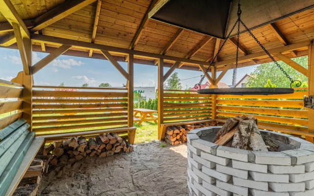 Holiday Homes With Pool, Close to the Beach