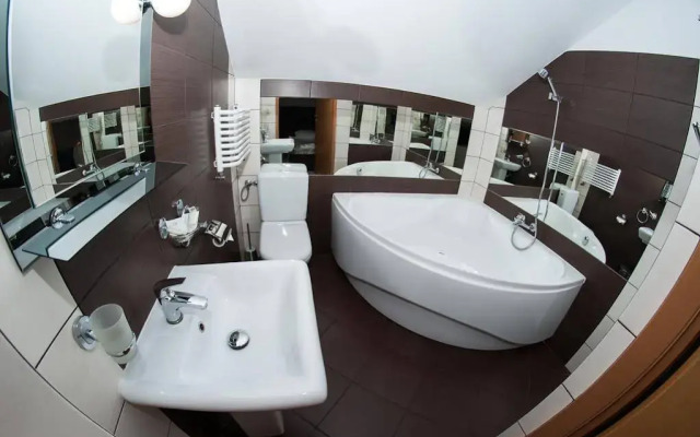 Hotel Marand