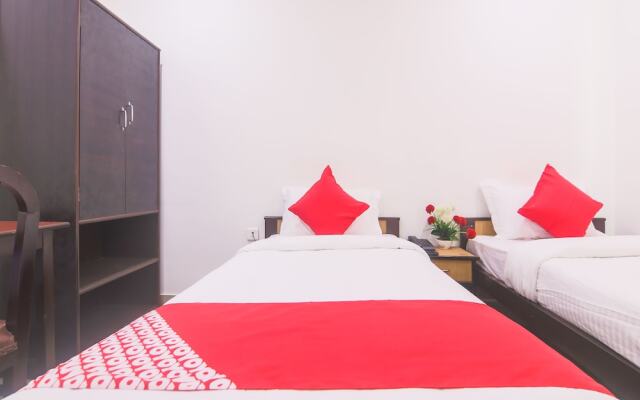 OYO 23008 Labanya Holiday Home