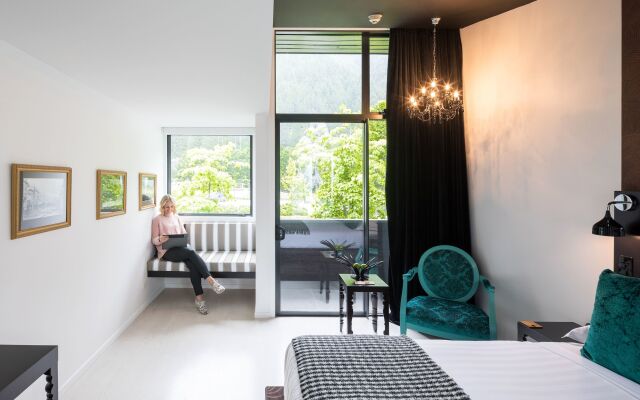 Queenstown Park Boutique Hotel