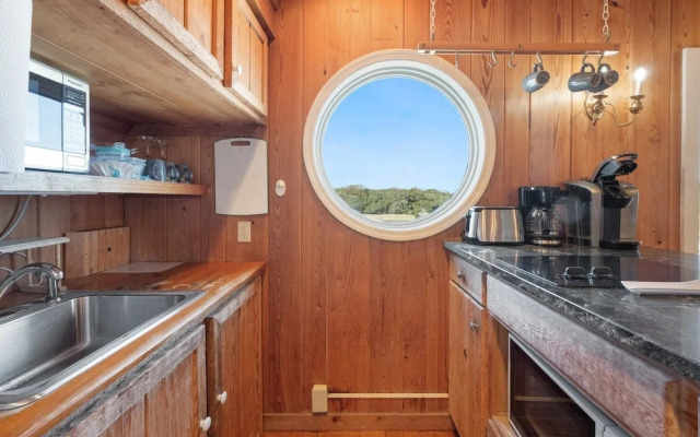 Laughin Place Ii 2 Bedroom Home by Peace Vacations