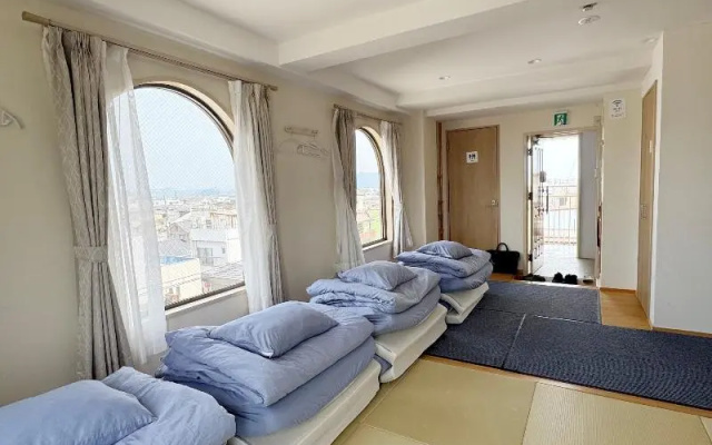 Shimanami guest house Orangenokaze – Guest Rooms – Imabari