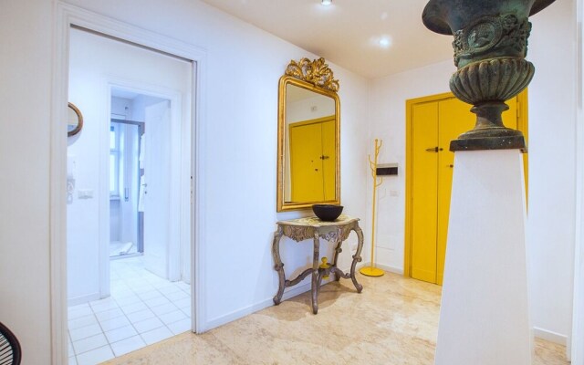Beautiful 4 Bed Flat Close to Vatican