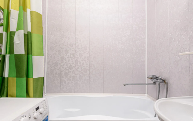 Альянс на улице Героев Самотлора