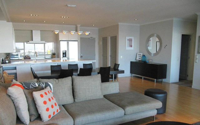 Auckland Waterfront Serviced Apartments on Prince's Wharf