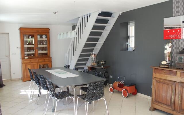 Luxury Home In Magny En Bessin With Garden Beach At 4Km