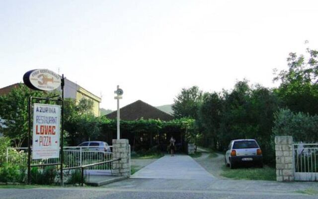 B&B Lovac Azurina