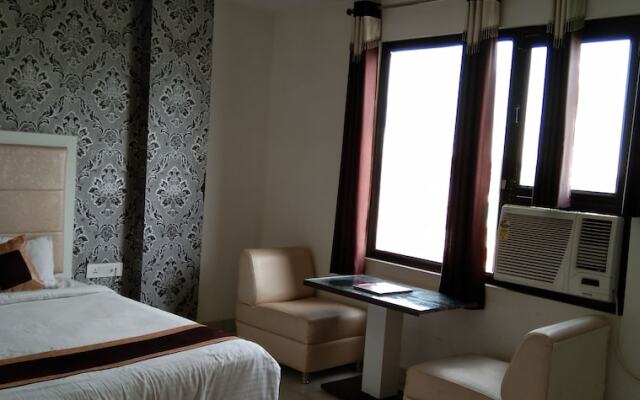 Hotel Grand S M Regency
