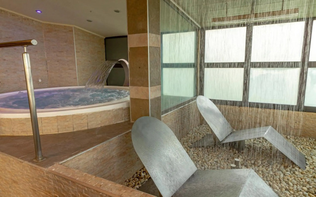 Nastasi Hotel & Spa