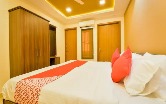 OYO Home 82829 Modern Studio