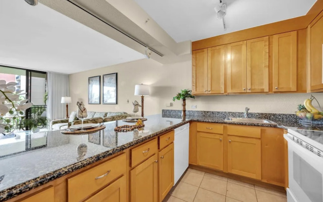 Kaanapali Shores 443