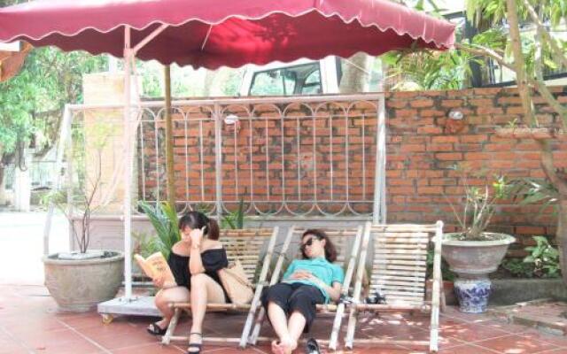 Cat Ba Garden House