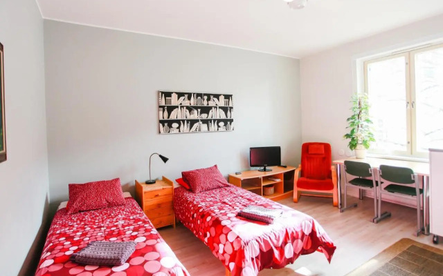 Cozy studio next to bus station