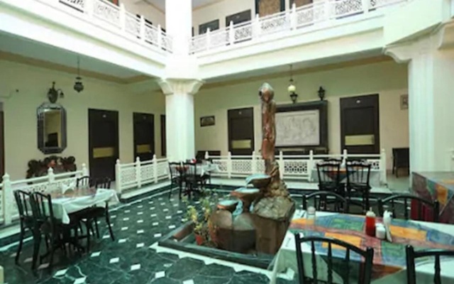 Hotel Navrang