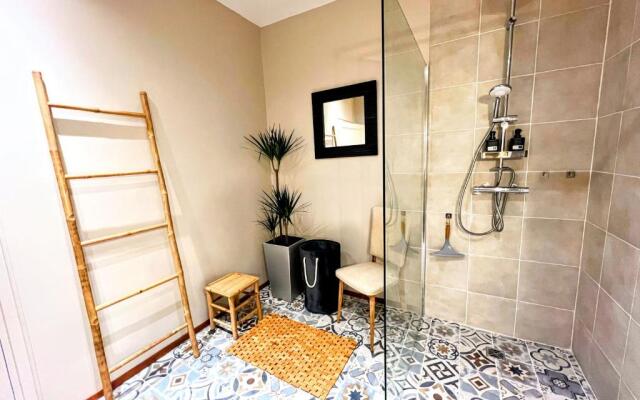 Appartement de Charme de 75m², Lumineux et Calme