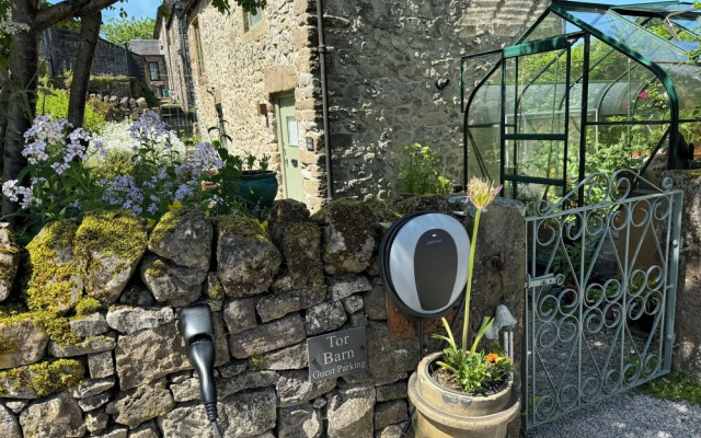 Tor Barn