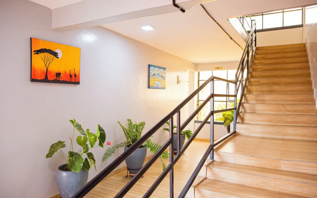 Romalo Hotel & Apartments