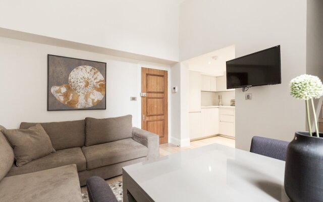 The Saint Stephen s Gardens Mansion VII