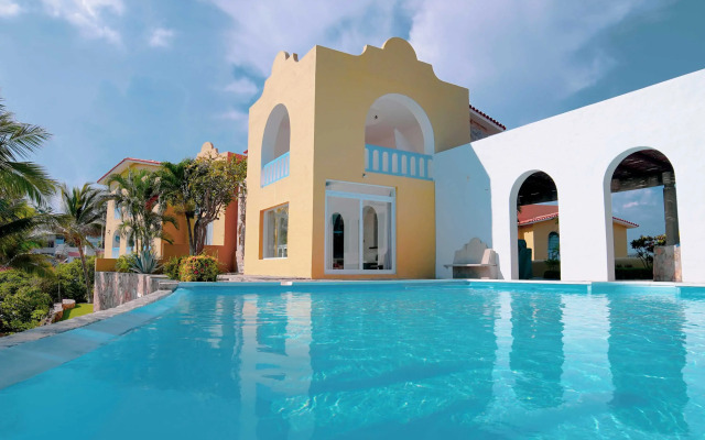 Villas & Resort Luz de Luna