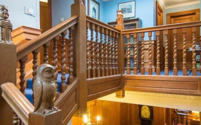 Glenmore Country House B & B