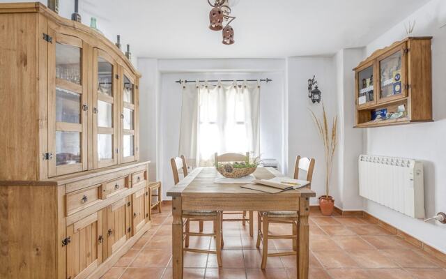 Comfy Holiday Home in Carcabuey With Patio