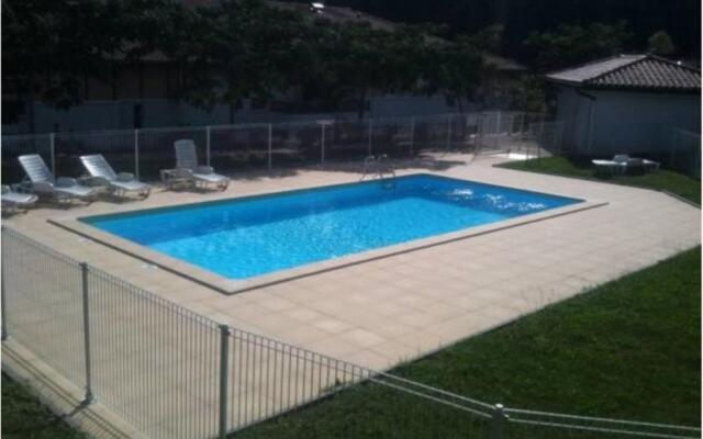 Superbe Appart Avec Jardin Et Piscine