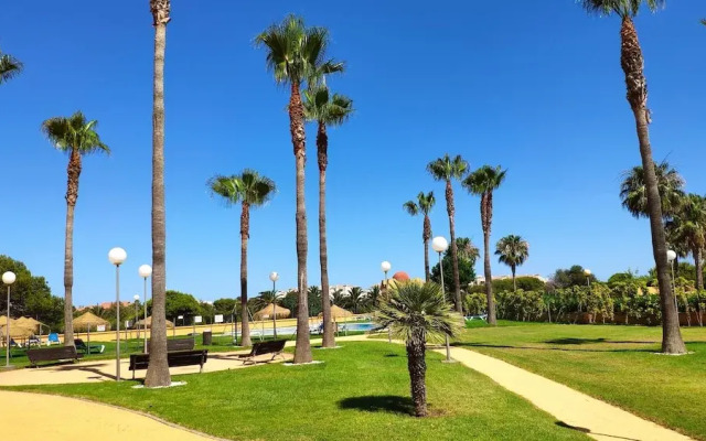 2 Bedroom 2 Bedroom Apartment With Swimming Pool