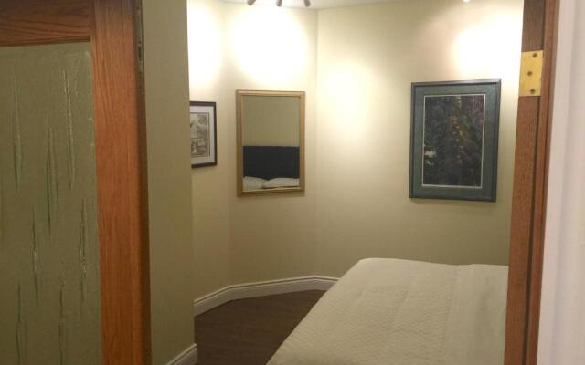 Grey Rose Suites