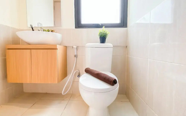 Best Living 2Br At Meikarta Apartment