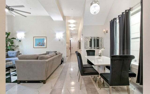 Stunning Condos Near French Quarter