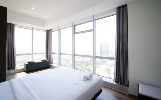Minimalist With Beautiful View 2Br At Grand Sungkono Lagoon Apartment – Guest Rooms – Surabaya