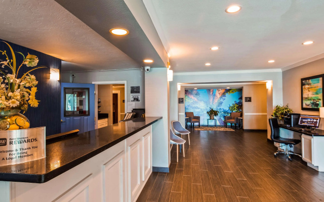 Отель Best Western Visalia