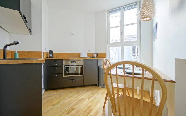 BEAUTIFUL BRIGHT apartment near the Marais