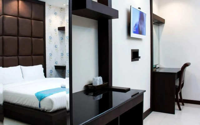 Roses Hua Hin Hotel