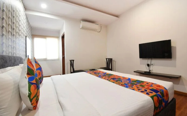 Fabhotel Dhanvitha Suites