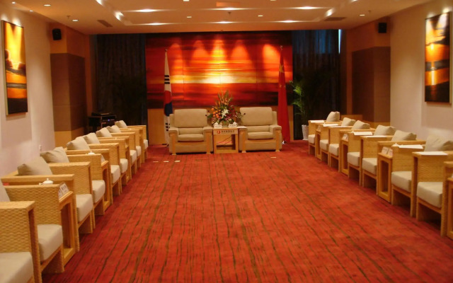 Haiyue Jianguo Hotel