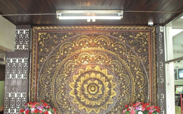 The Krungkasem Srikrung Hotel