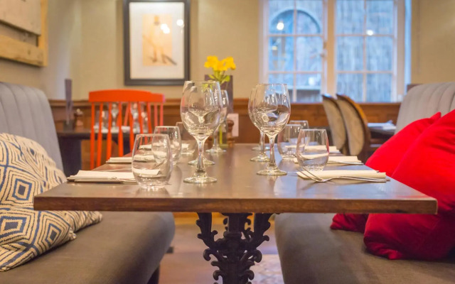 The Chequers Marlow