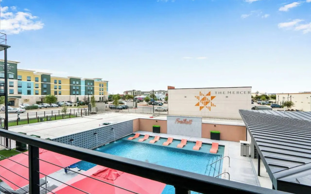 Pacific Island Inspired Stay Amazing Location