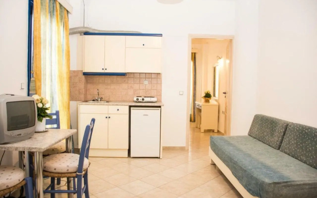 Uncle George Apartments